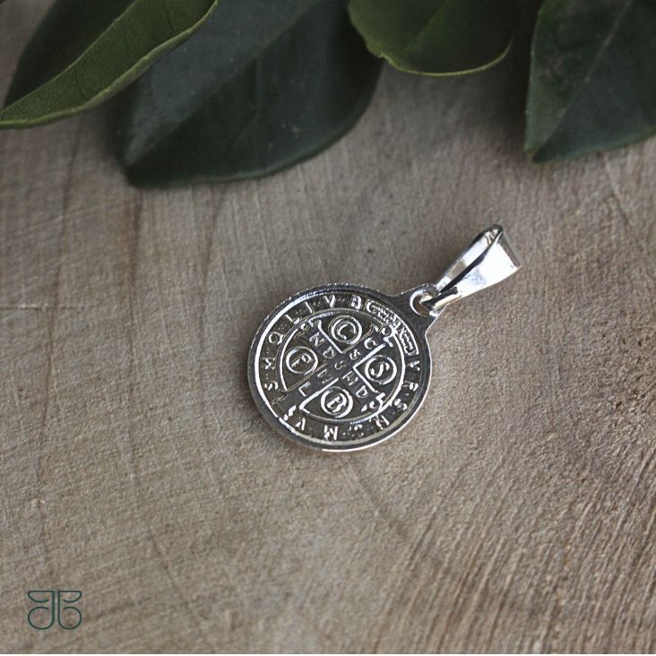 PINGENTE SÃO BENTO PEQUENO