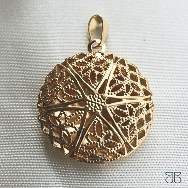 PINGENTE RELICARIO REDONDO GG