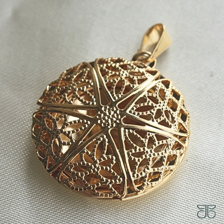 PINGENTE RELICARIO REDONDO GG