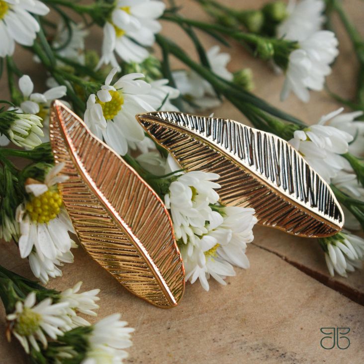 BRINCO FOLHA DE BANANEIRA