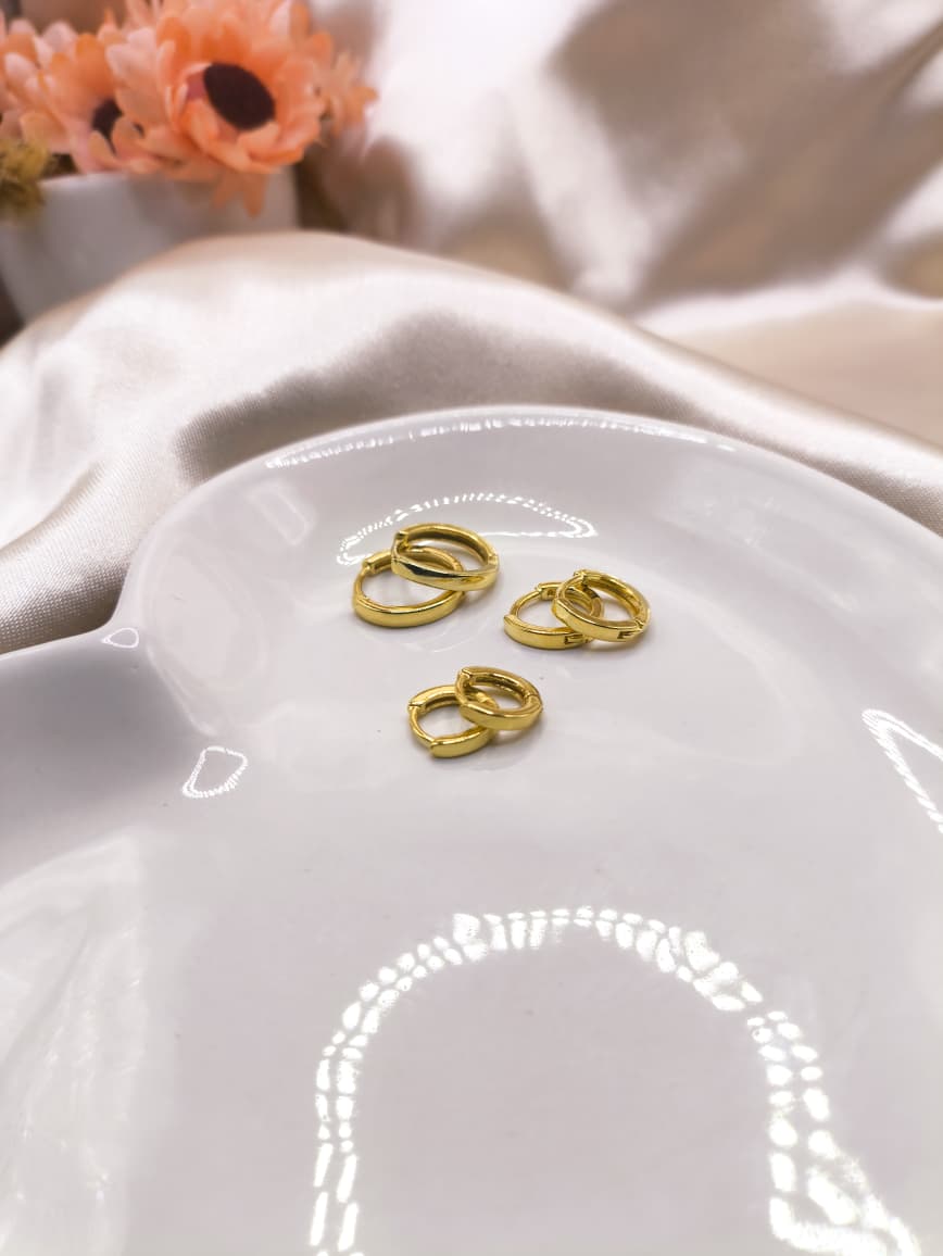 BRINCO TRIO DE ARGOLAS QUADRICULADA LISAS P,M,G 1