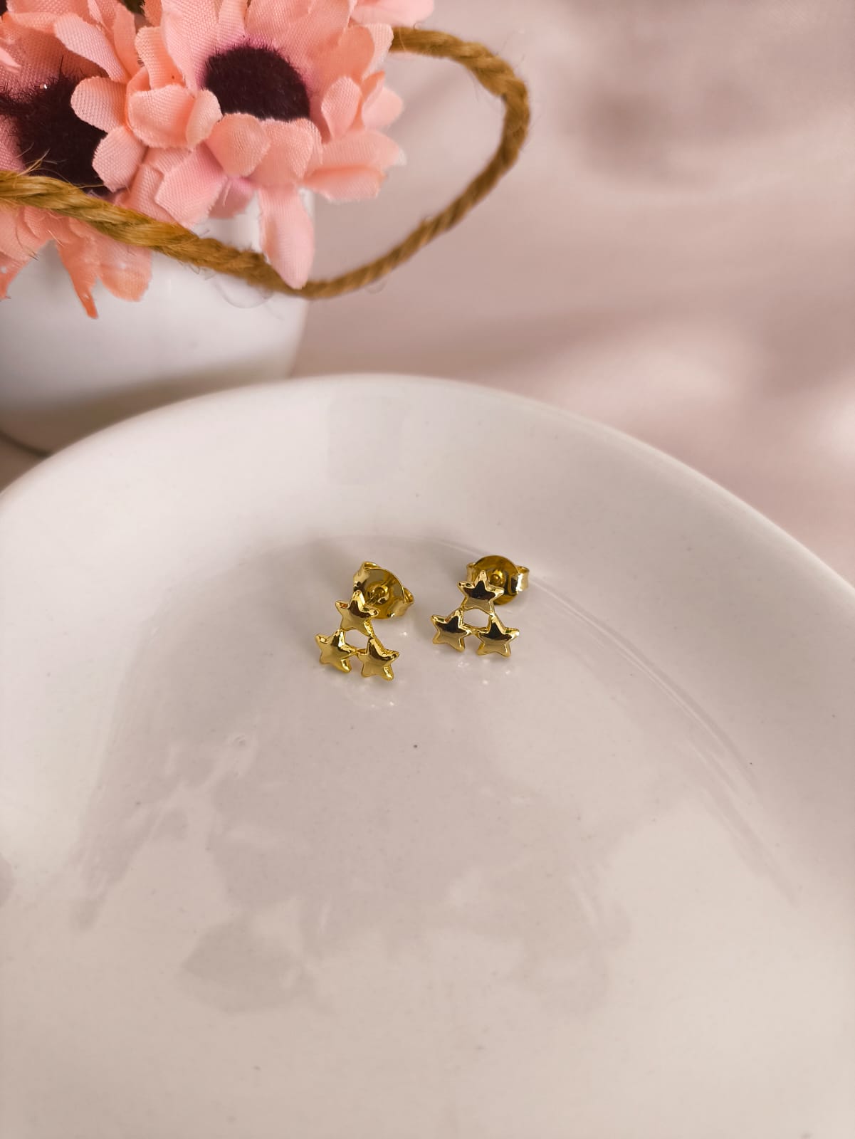 BRINCO 3 ESTRELAS BRINCO 3 ESTRELAS