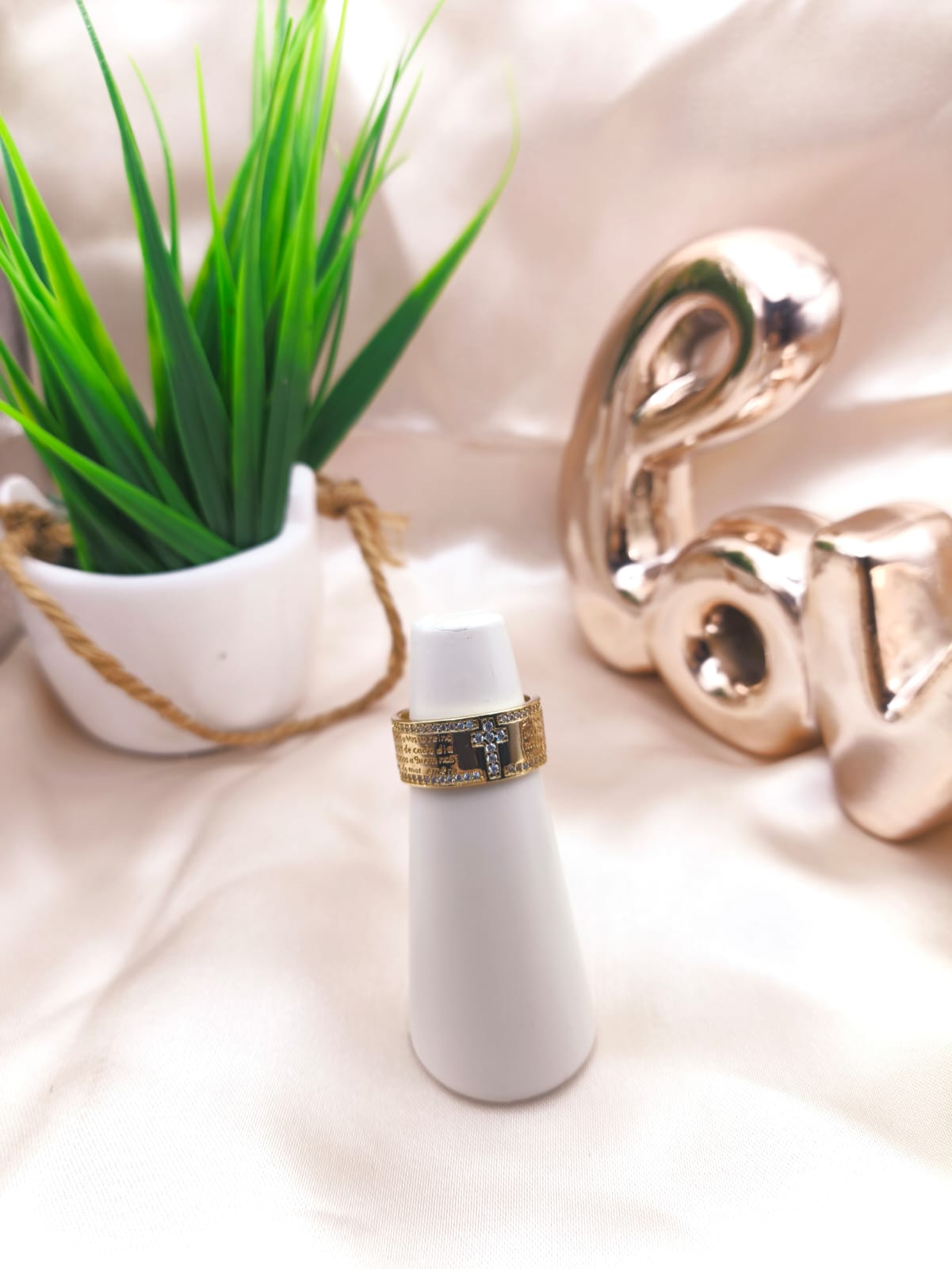 ANEL PAI NOSSO COM CRUZ CRAVEJADO EM MICRO ZIRCONIA