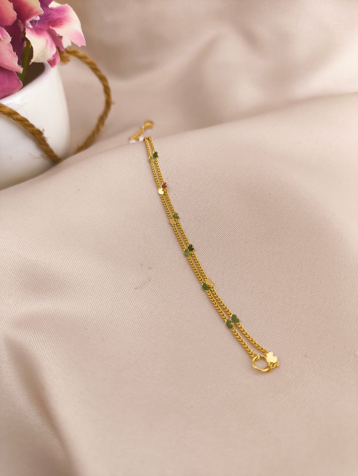 PULSERIA DUPLA ELO GROUMET COM PLACAS DE CORAÇÕES CHATADOS