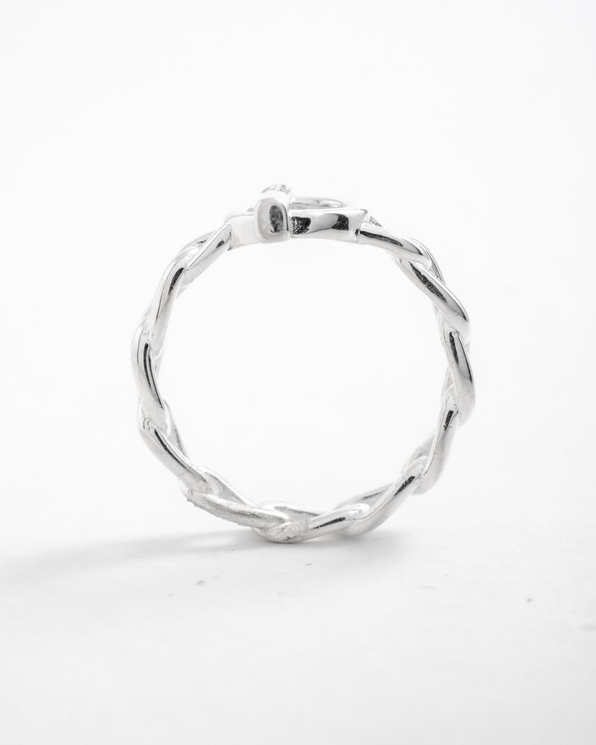 ANEL ESTILO CADEADO COM UM CIRCULO