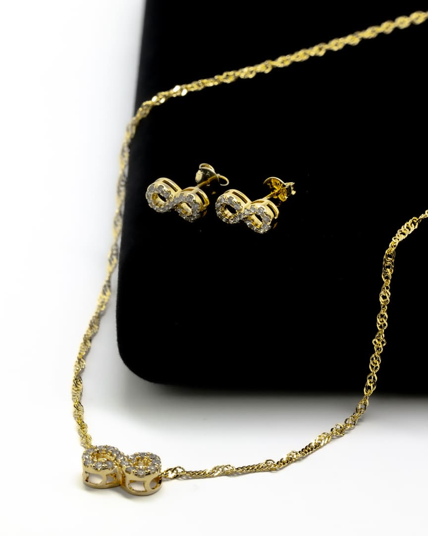 CONJUNTO INFINITO CRAVEJADO ELO SINGAPURA GARGANTILHA E BRINCO