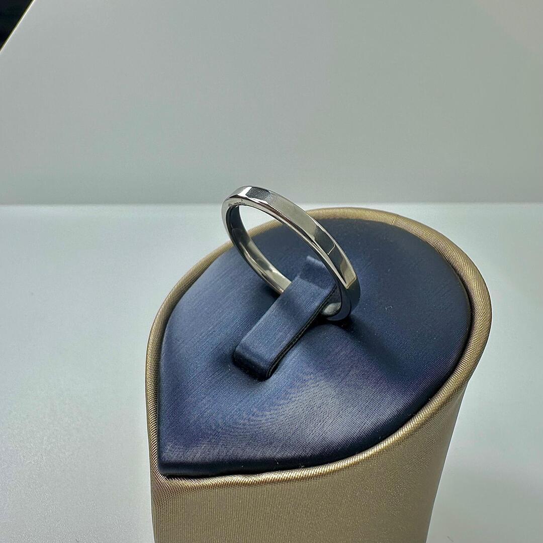 ALIANÇA QUADRADA FINA 3MM AS1483