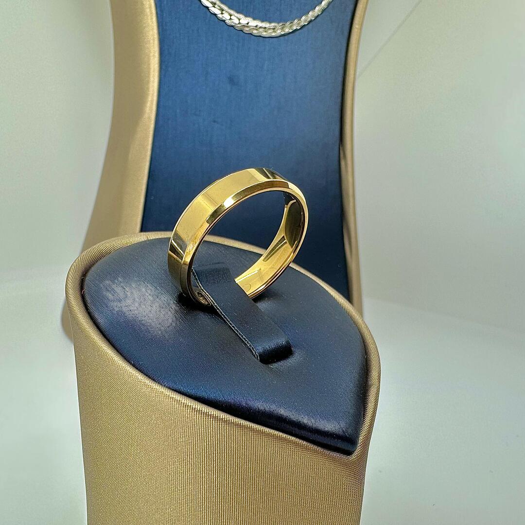 ALIANÇA QUADRADA 6MM OURO AOS1487 ALIANÇA QUADRADA 6MM OURO AOS1487