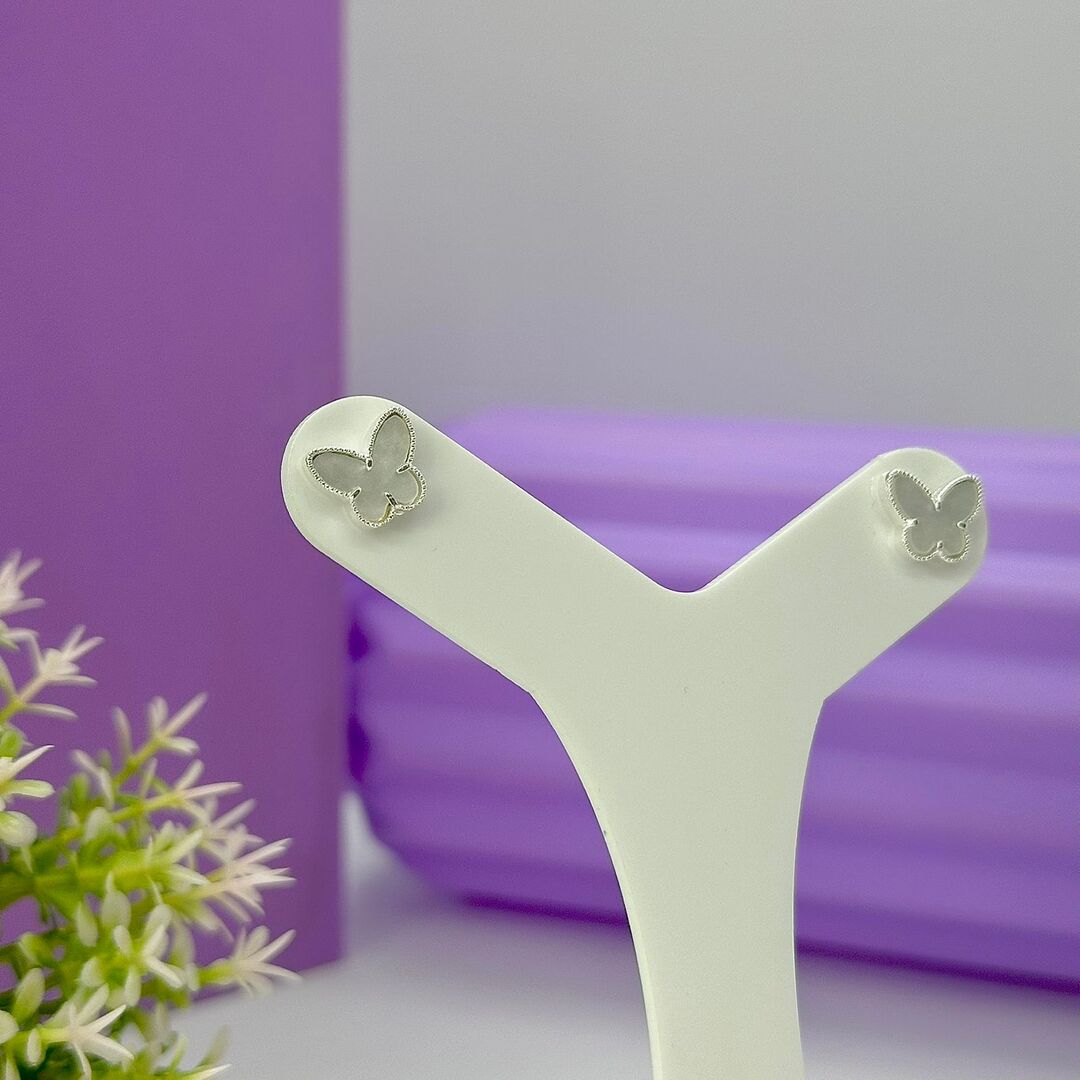 BRINCO BORBOLETA PEROLADA BP1554 BRINCO BORBOLETA PEROLADA BP1554