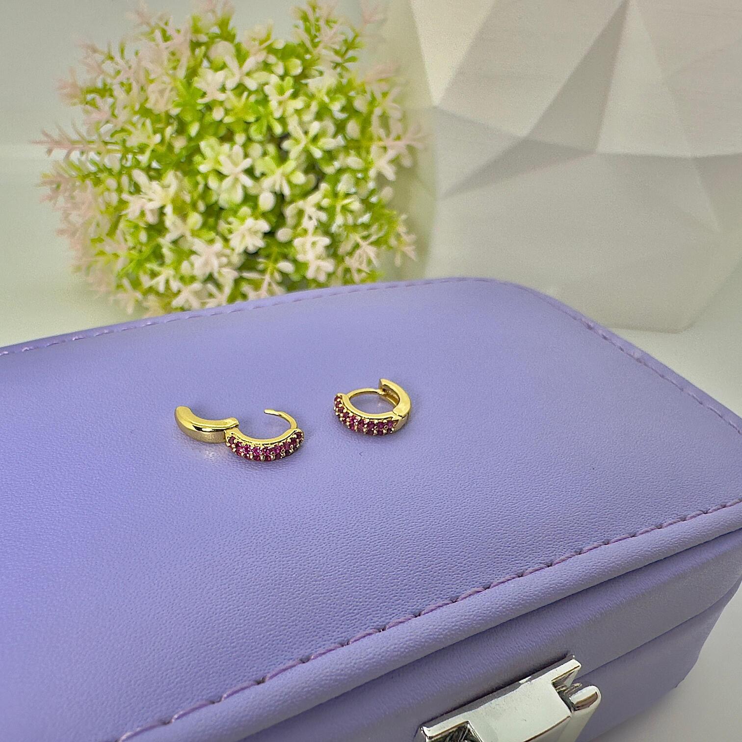 AGOLINHA DE CLICK CRAVEJADA ZIRC. ROSA BO1656 AGOLINHA DE CLICK CRAVEJADA ZIRC. ROSA BO1656