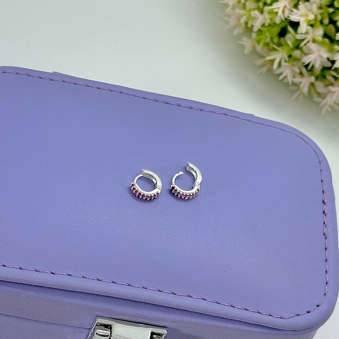 AGOLINHA DE CLICK CRAVEJADA ZIRC. ROSA BP1675 AGOLINHA DE CLICK CRAVEJADA ZIRC. ROSA BP1675