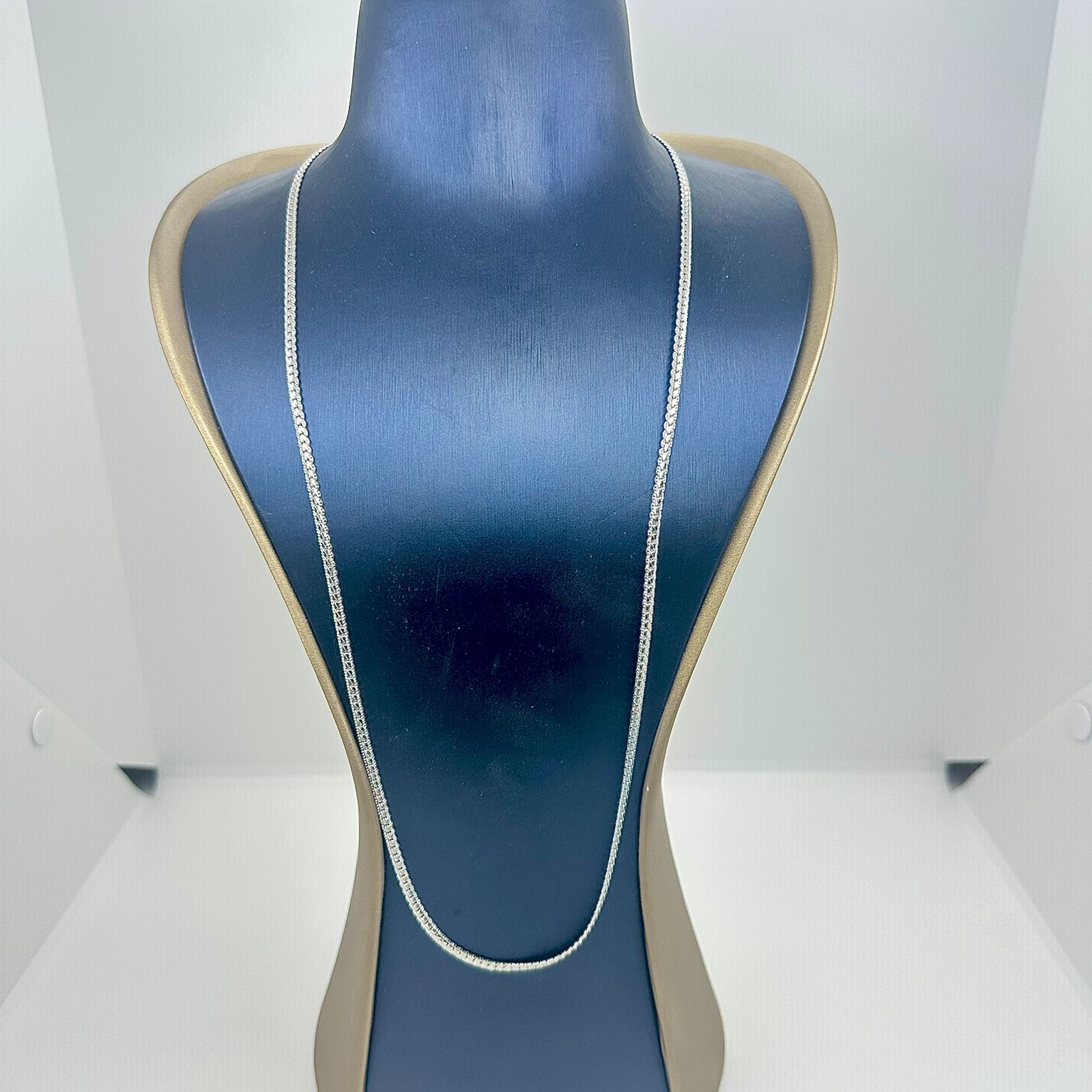 COLAR TRANÇADO DETALHES (3MM) 70CM AÇO 316L CS1845