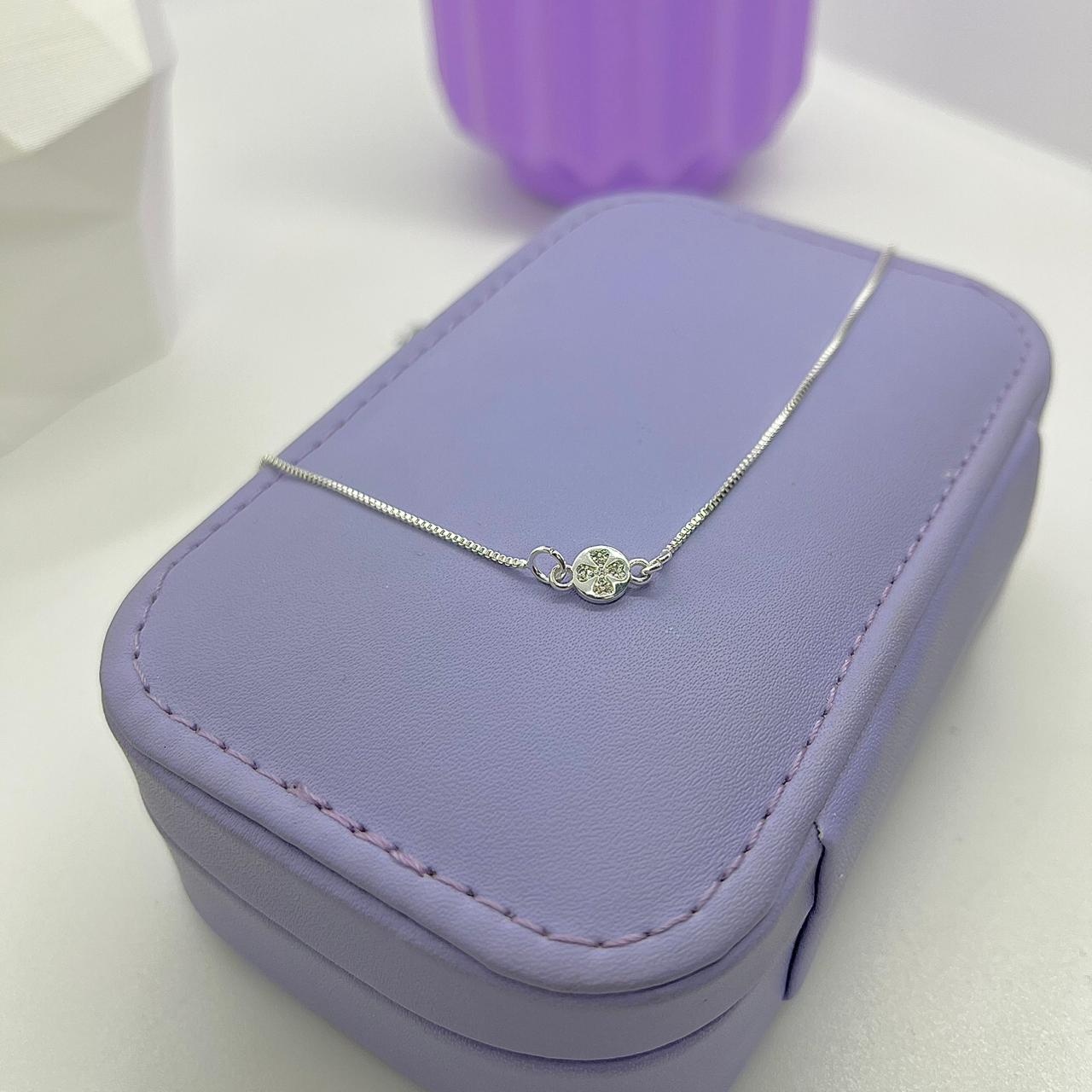 COLAR TREVO CRAVEJADO CP1994