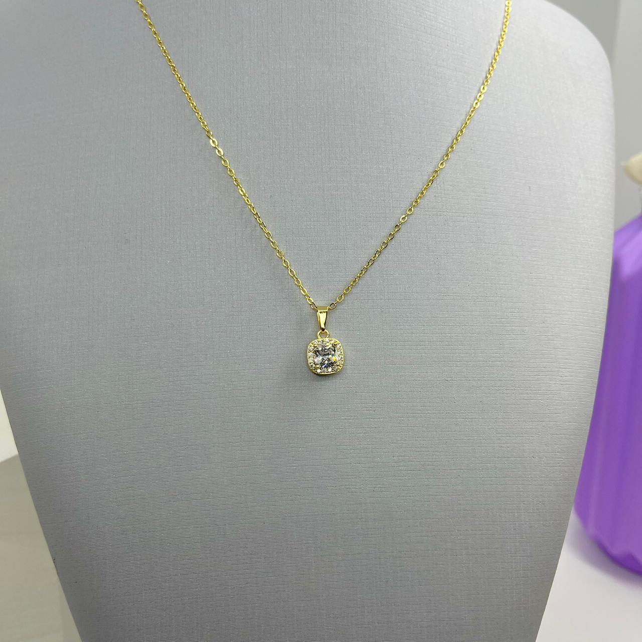 COLAR PEDRA QUADRADA BORDA CRAVEJADA CO2005