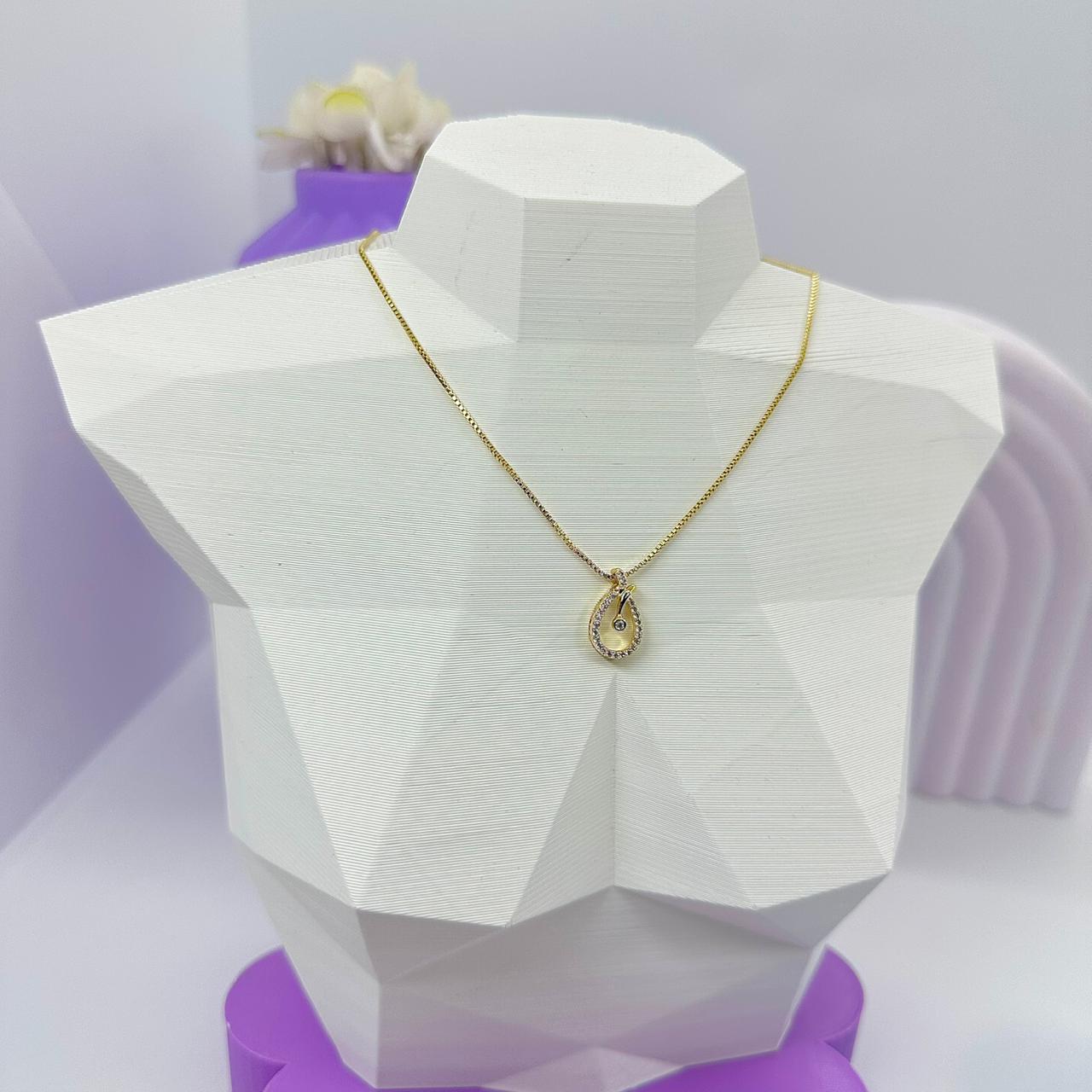 COLAR PING. FLOR CEREJA CRAVEJADA CO2063