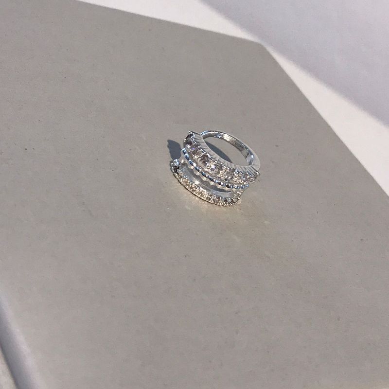 FAKE PIERCING ZIRCÔNIA E ESFERA BANHADO A PRATA