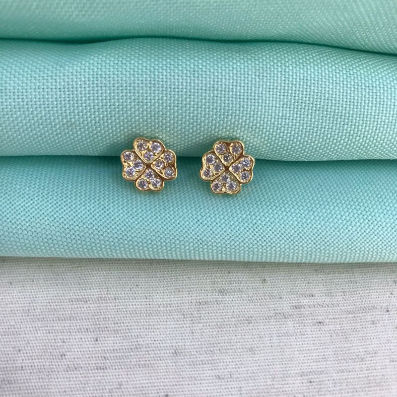 BRINCO TREVO CORAÇÃO EM ZIRCÔNIA BANHADO A OURO