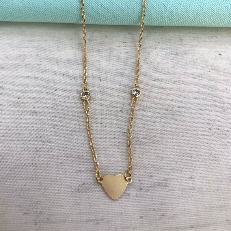 CHOKER CORAÇÃO TIFFANY COM CHAPINHA BANHADO A OURO