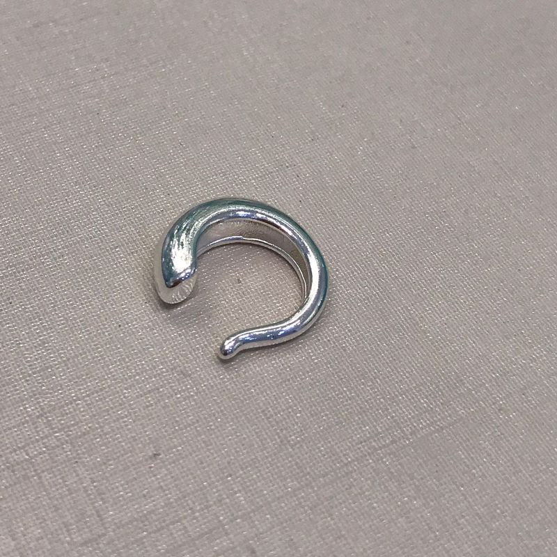 FAKE PIERCING BANHADO A PRATA