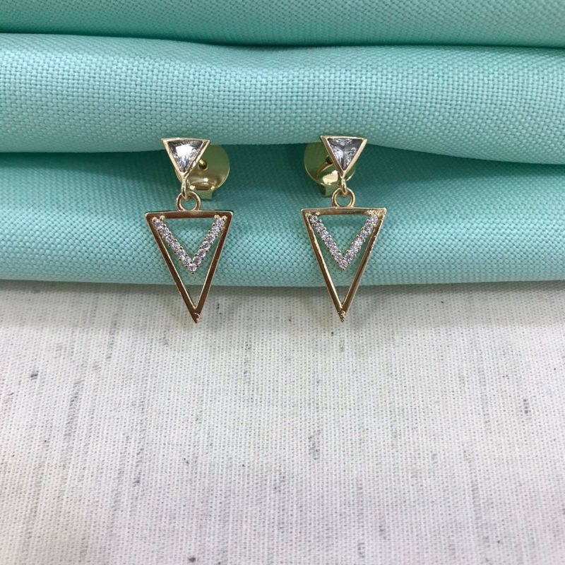 BRINCO GEOMÉTRICO ZIRCÔNIA BANHADO A OURO