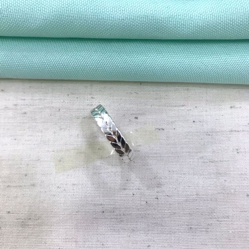 ANEL TRANÇADO BANHADO A PRATA