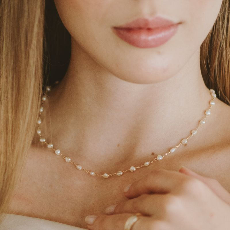 Colar Choker Pérola Coração 40cm Delicado Banho Ouro 18k