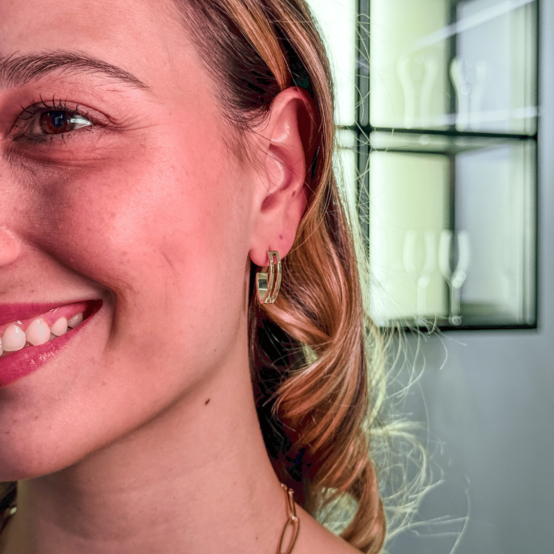 BRINCO DUPLO FIO GEOMÉTRICO - AURA