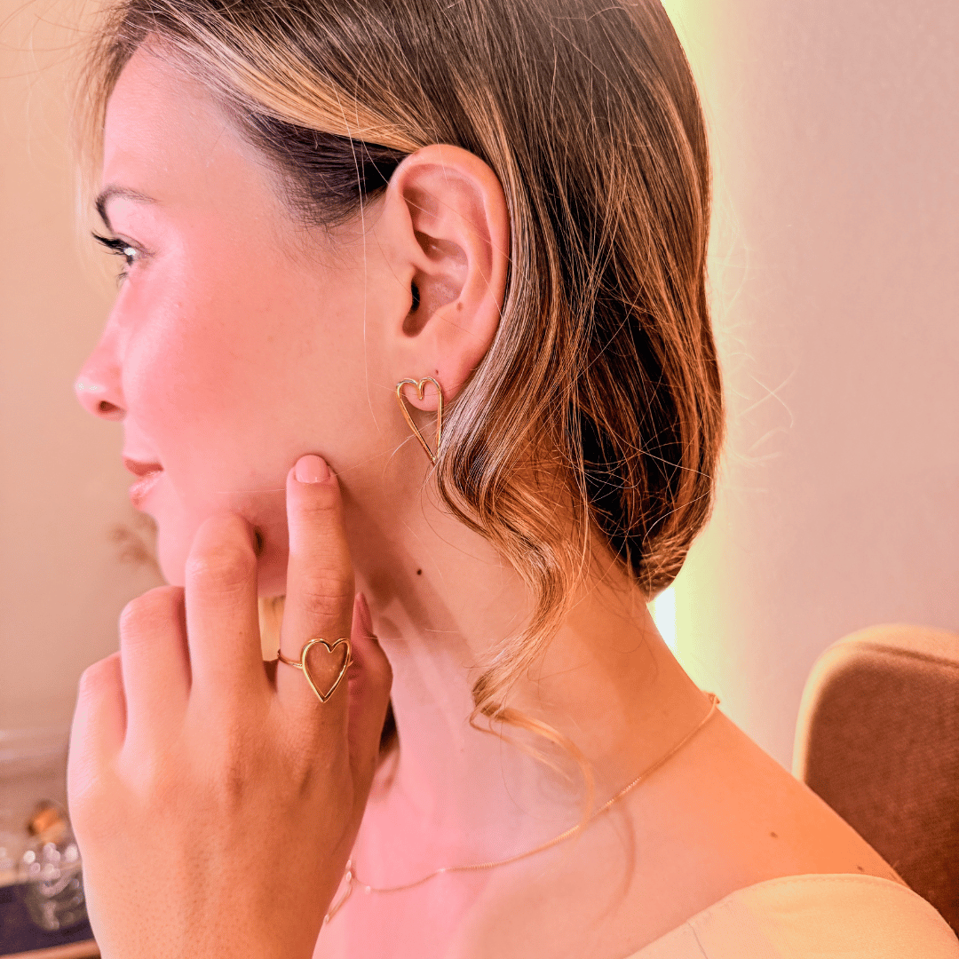 ANEL CORAÇÃO VAZADO MÉDIO - AURA