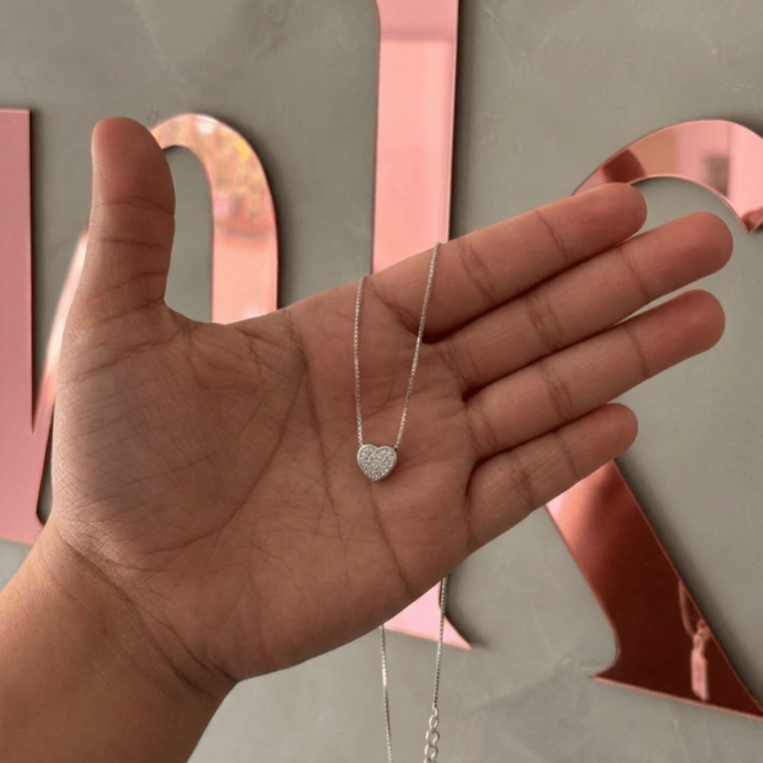 Colar Coração Cravejado Zircônias Coleção Aura 45cm Banho Ródio Branco