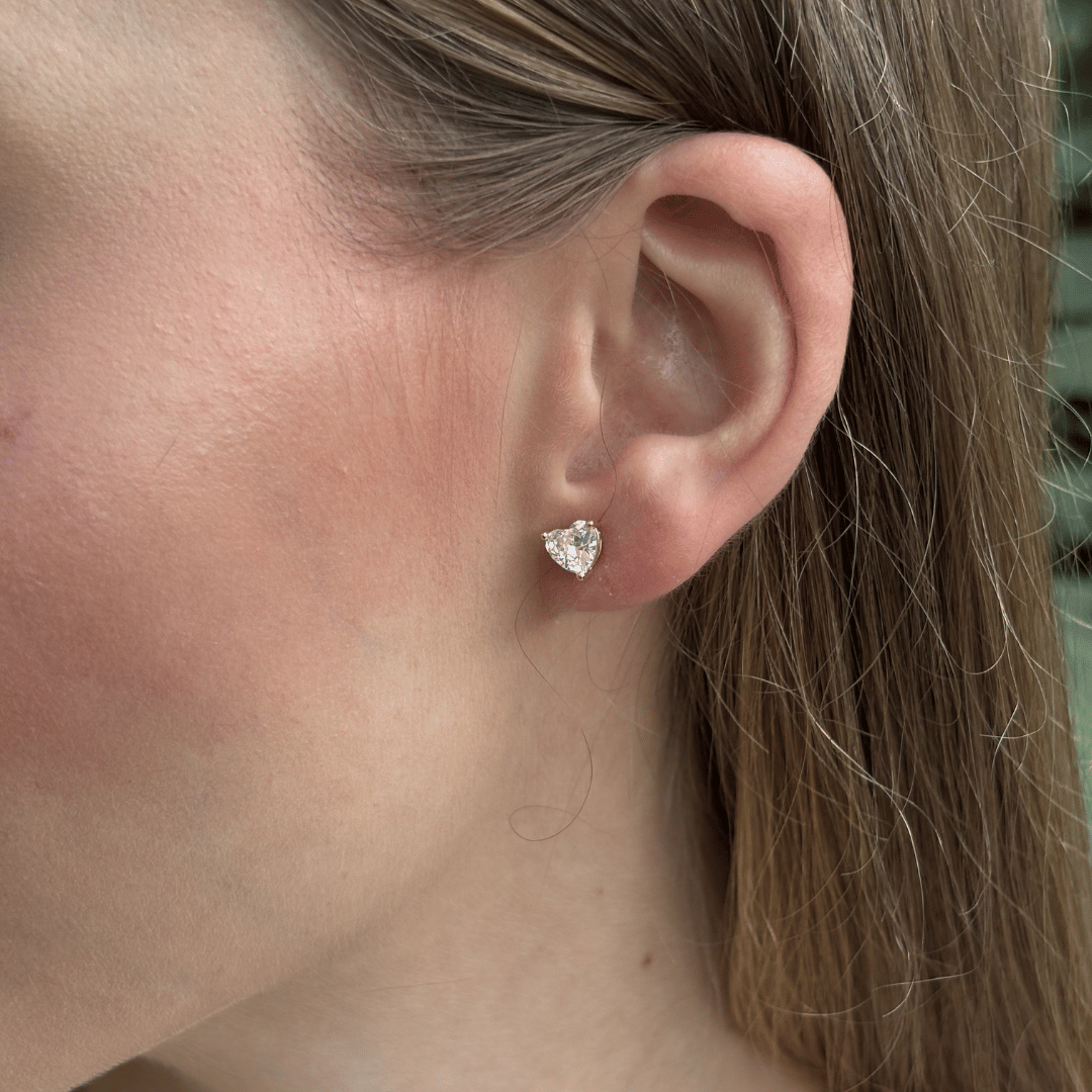 Brinco Coração Zircônias Cristal Banhado a Ouro 18k