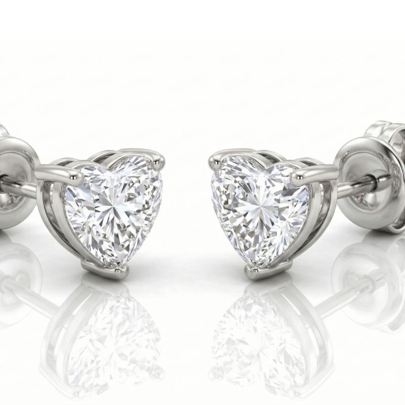 Brinco Coração Zircônias Cristal Banhado a Ródio Branco