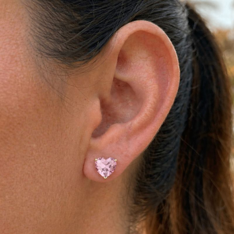 Brinco Coração Zircônias Quartzo Rosa Banhado a Rodio Branco