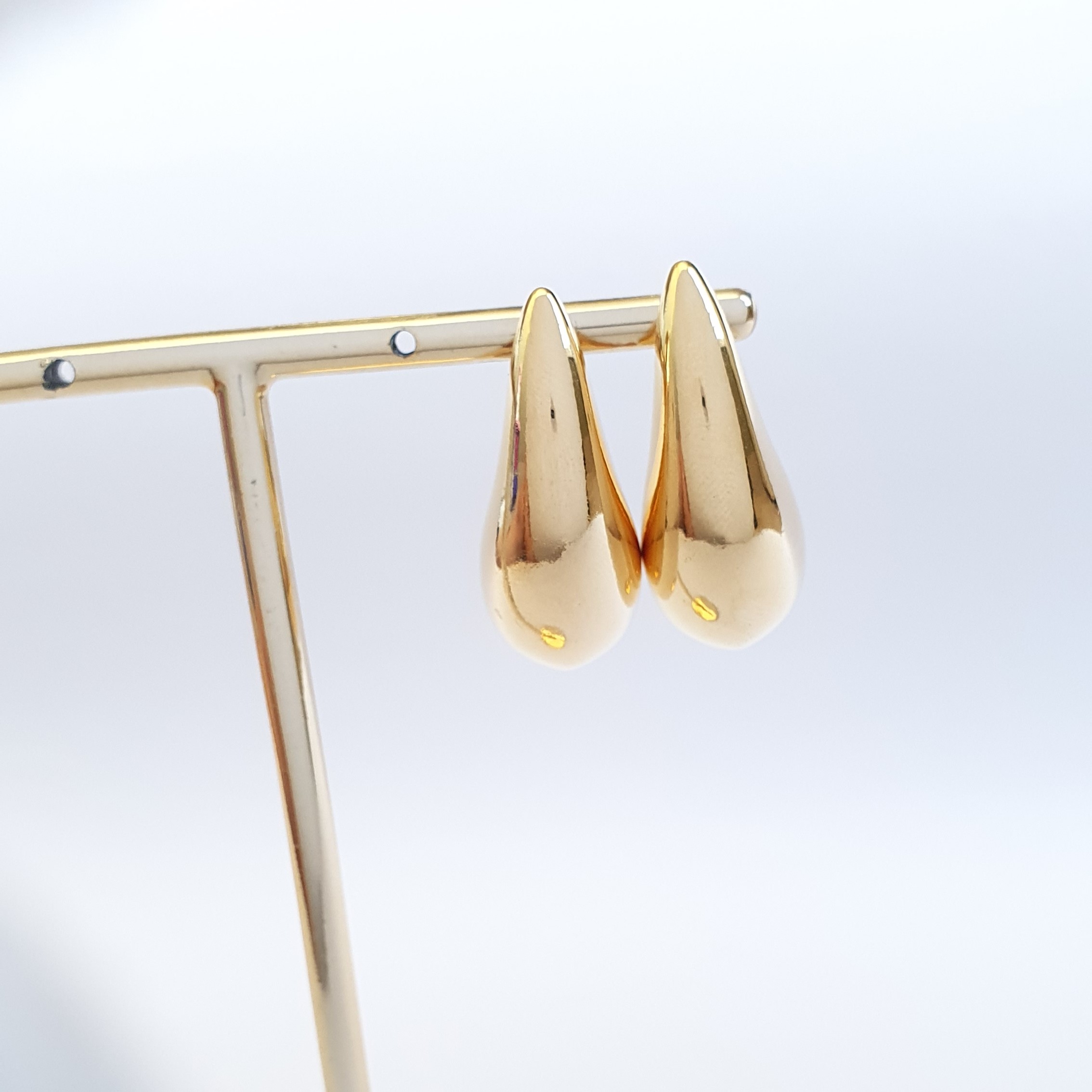 Brinco Gota Inteiriça G