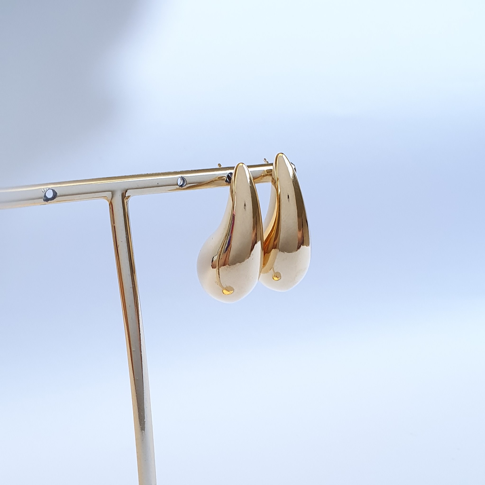 Brinco Gota Inteiriça G