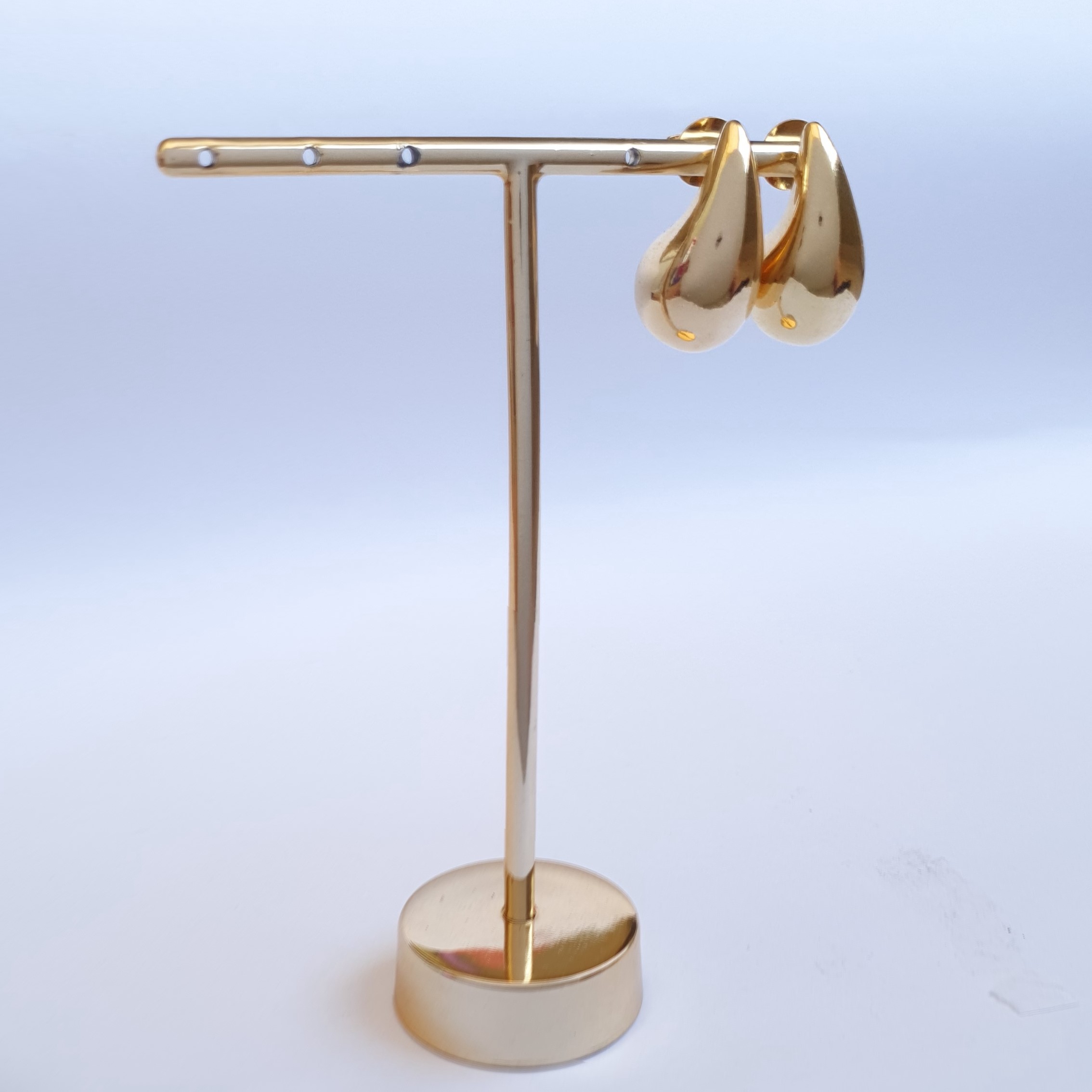 Brinco Gota Inteiriça M