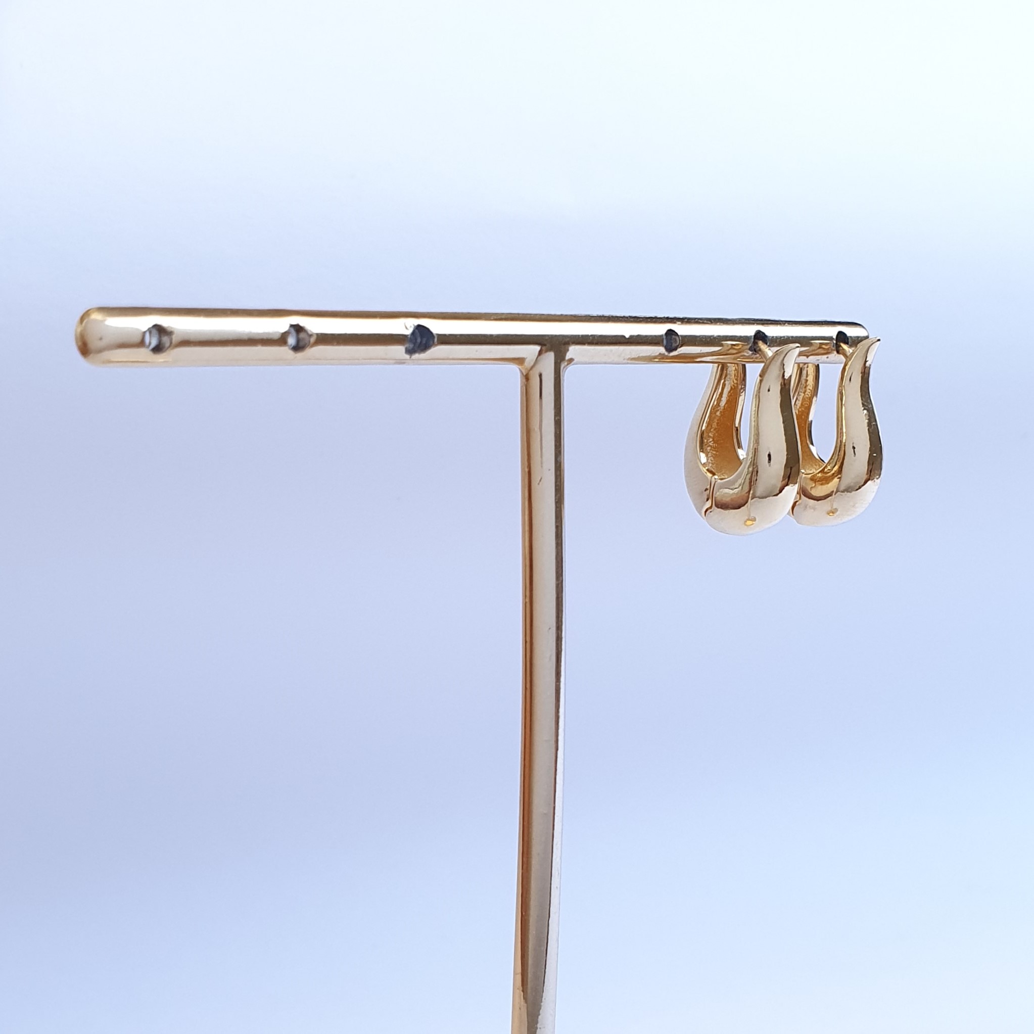 Brinco Argolinha Gota U M