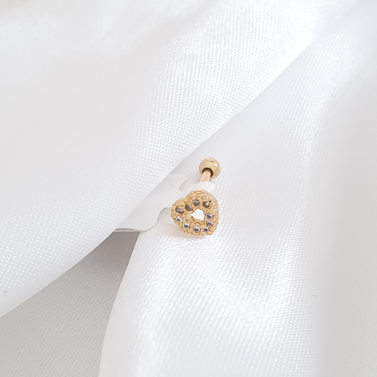 Piercing Coração Cravejado Vazado