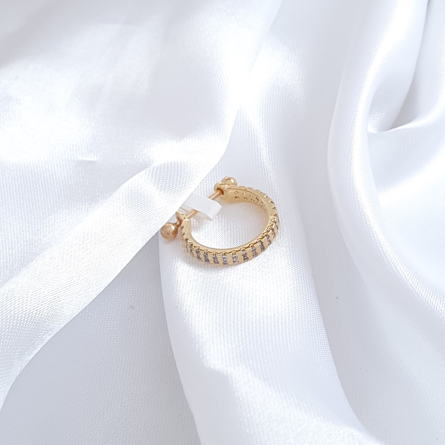 Piercing Conch Duplo Cravejado