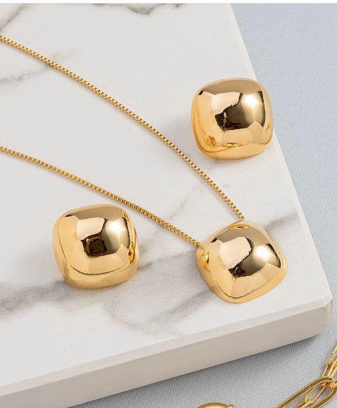 BRINCO VALENTINA FORMAS RODIO BRANCO COR PRATA