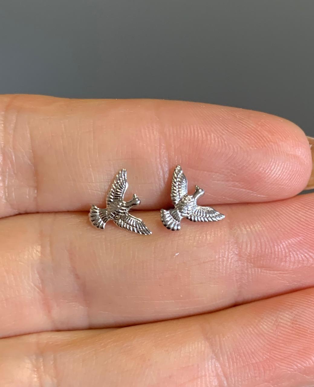 BRINCO DIVINO ESPIRITO SANTO PEQUENO AÇO CIRURGICO