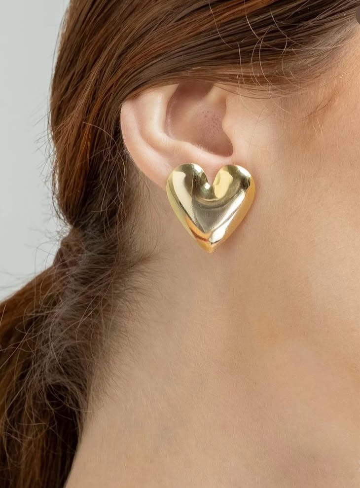 BRINCO BETINA CORACAO BANHO OURO 18K