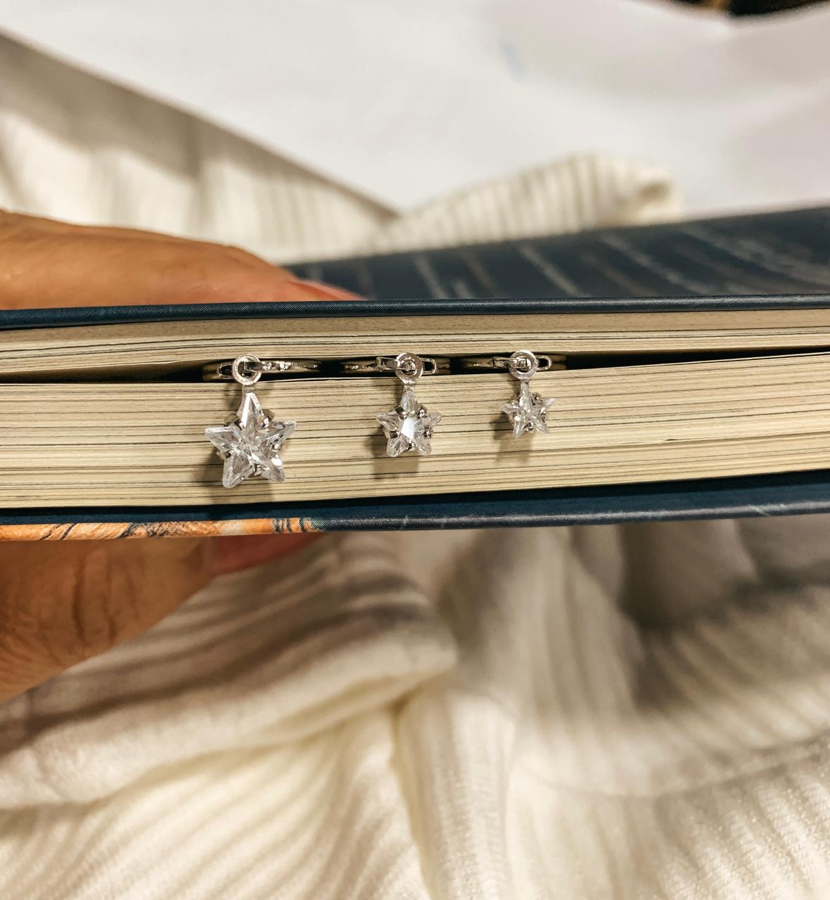 TRIO ESTRELINHAS ZIRCONIA PENDURICALHO  BANHO OURO 18K