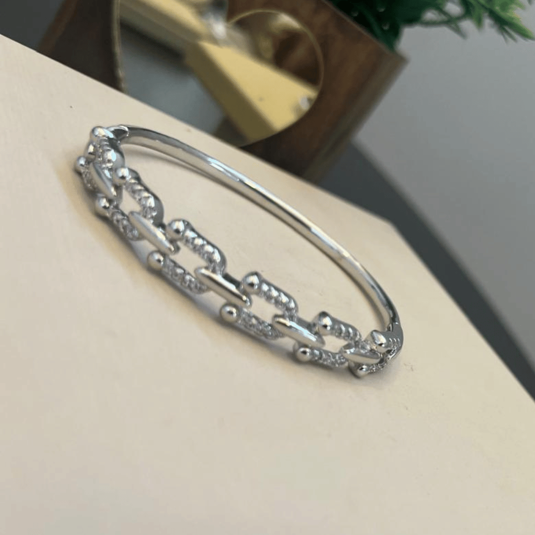 Bracelete Elos cravejados - Abertura lateral