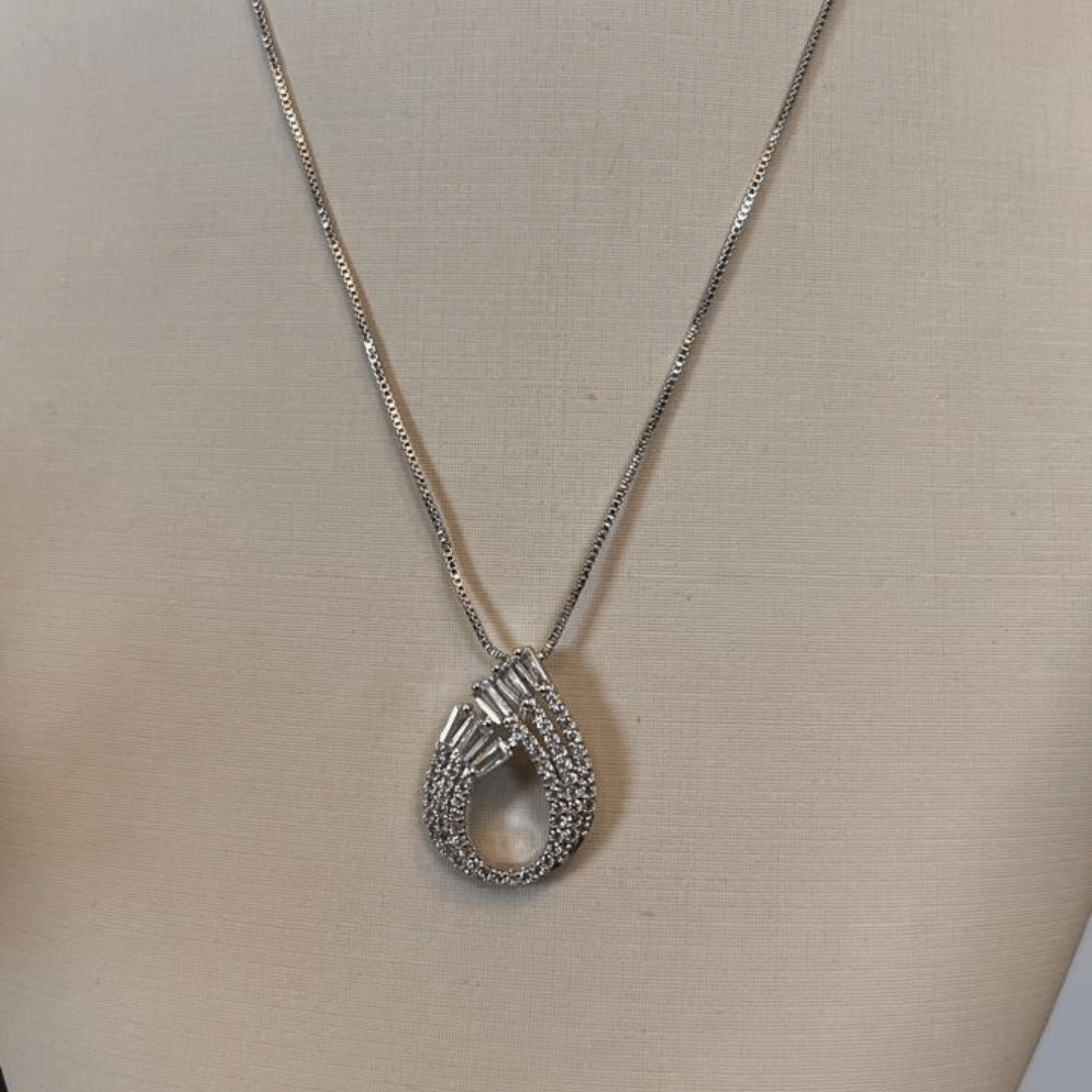 Conjunto Gota Cravejado em Zircônias