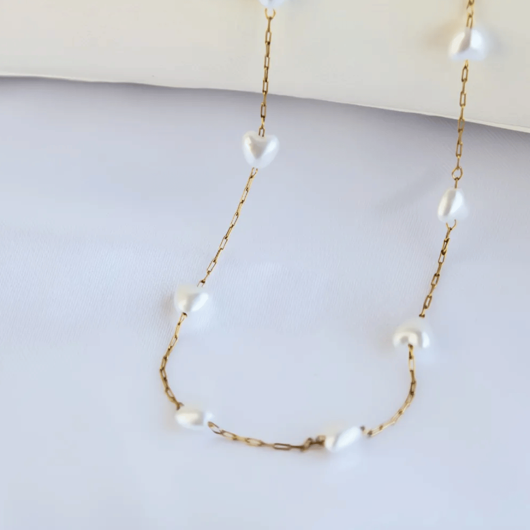 Choker Perolas coração