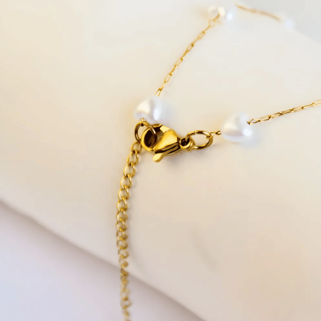 Choker Perolas coração