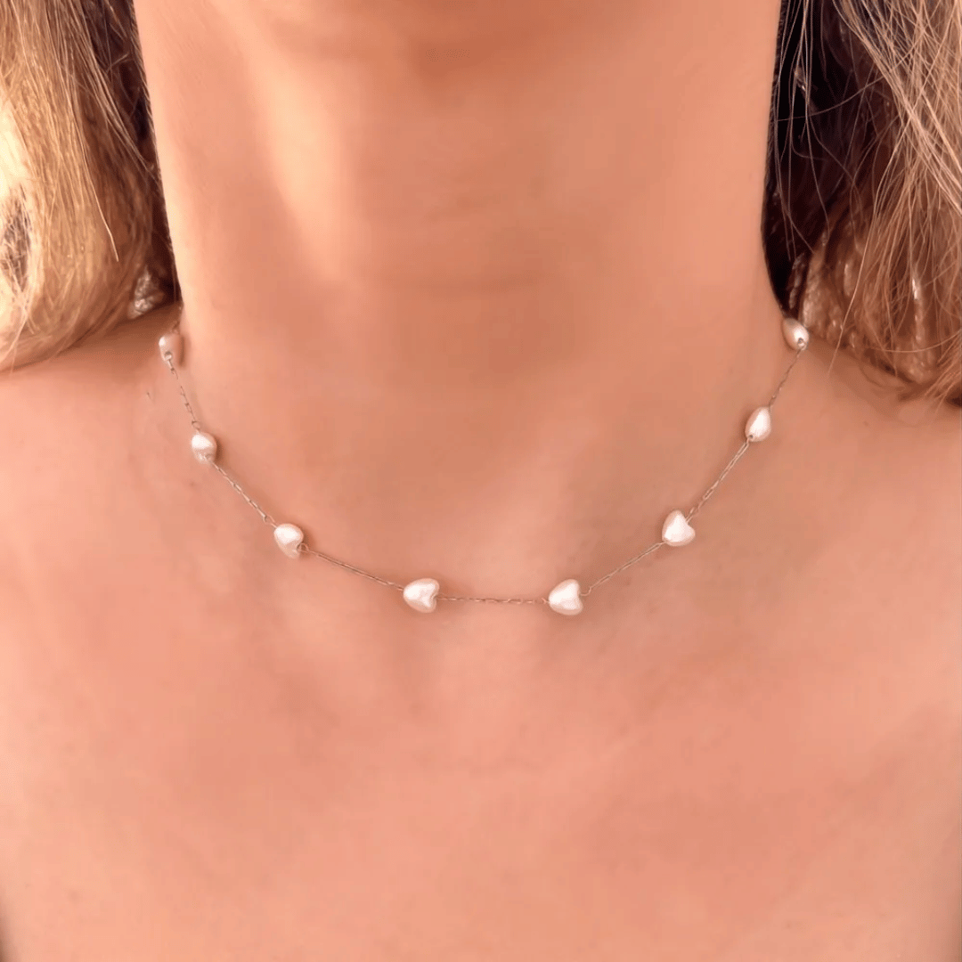 Choker Perolas coração
