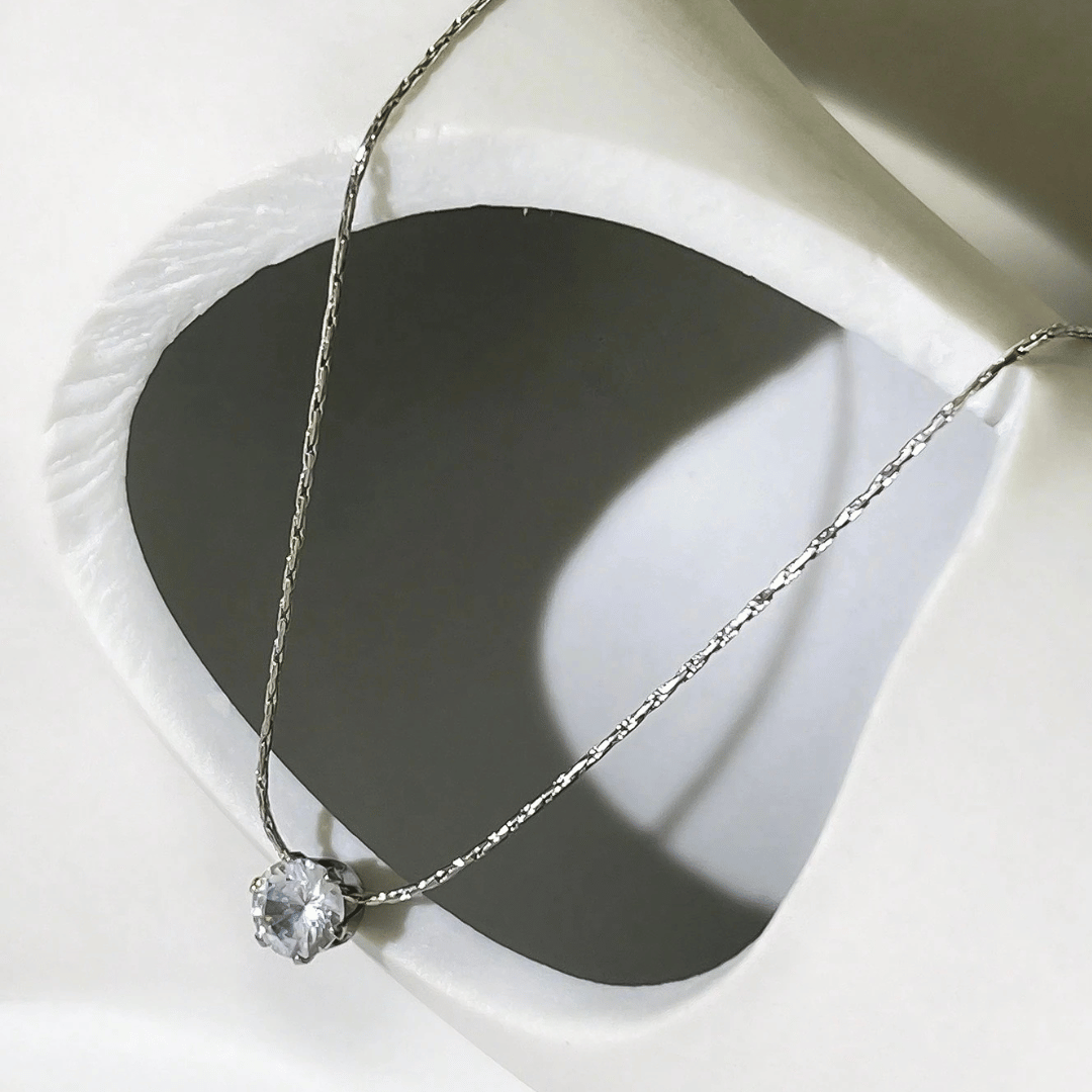 Colar Ponto de Luz Mini - Aço com banho de Ouro