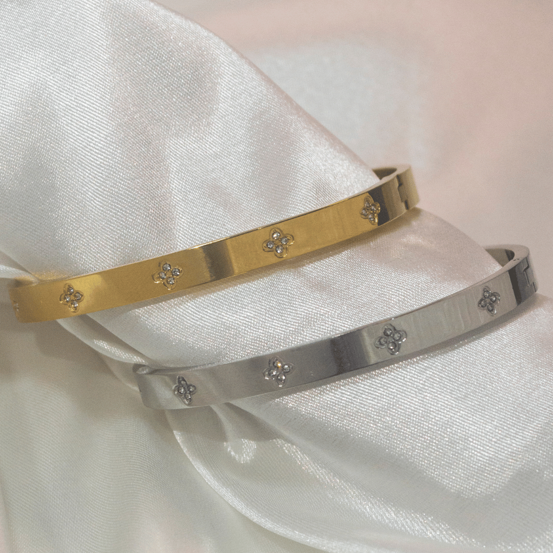 Bracelete Trevo - Aço com banho de Ouro