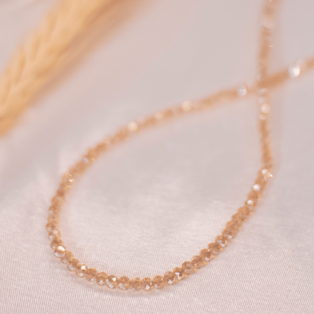 Choker Cristais - Bege - Aço com Banho de Ouro